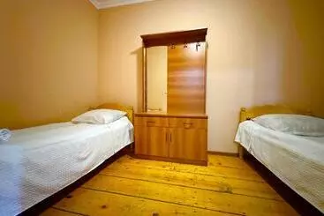 پانسیون Mziuri Guest House