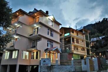 Bed and Breakfast The Nirvana By Boho Stays Near Hadimba Temple