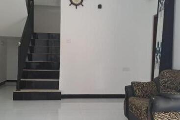 Sevonrich Luxury Hostel   Dambulla