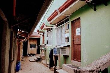 Alberg Malapascua Budget Inn Mbi Dive Center