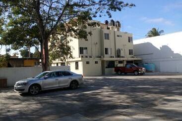 Hotel Hacienda Canada Rica 1