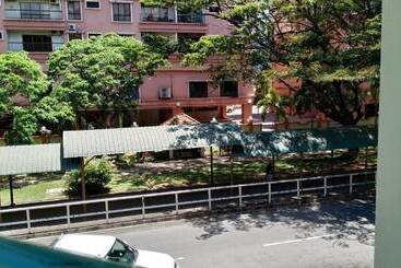 هاستل Get Inn Backpackers