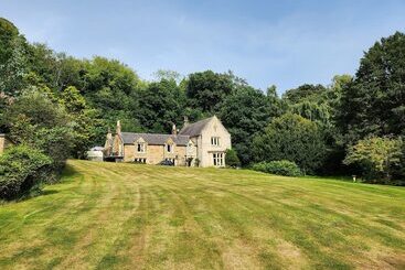 Bed and Breakfast Mulgrave Country Cottage