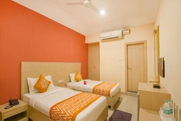 Hotel First Transit By Oyo