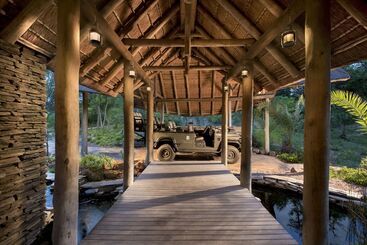 Makanyi Private Game Lodge