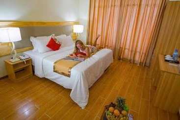 هتل Akasha Beach Maafushi