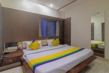 Hotel Treebo Shree Anand Dham, Vrindavan