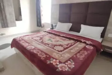 Goroomgo Shree Krishna Hotels Amritsar
