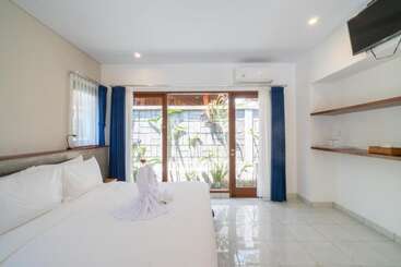 膳宿费 Rumah Taman Kutuh