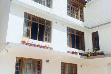 Sit Hotel Ladakh Horizon Leh