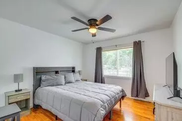 کلبه Ocala Retreat W/ Pool, Grill & Yard   Pets Welcome