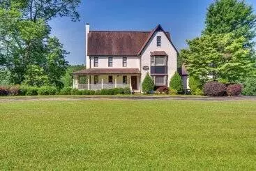 Mökkimajoitus Home W/ Fire Pit On 27 Acres In Walhalla!