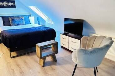 بنسيون Greatwest House