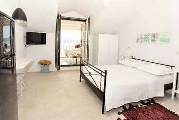 Majatalo Apartments And Rooms Hope