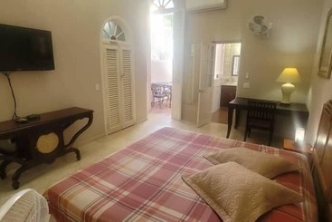 هتل آپارتمان Residencia Rc