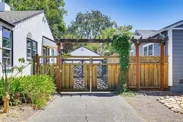 コテージ Santa Rosa Home W/ Fire Pit < 1 Mi To Downtown!