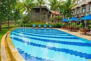 Hotel Puri Kiic Golf View