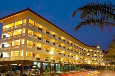 Hotel Puri Kiic Golf View