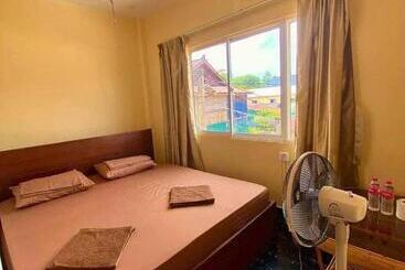 استراحتگاه M'pay Bay Guesthouse