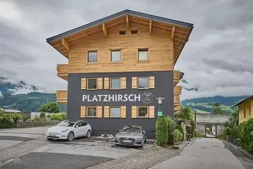 ペンション Platzhirsch Rooms   B&b   Self Check In