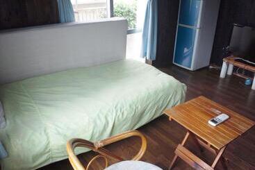 Vandrarhem Guest House Miyakojima