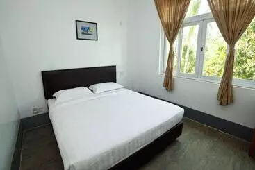 تختخواب و صبحانه Seasons Boutique Lodge  Ngapali