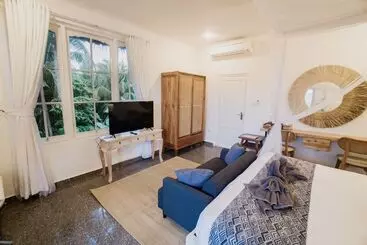 Hotelli Gavra Studio Room And Breakfast