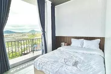 هتل Nhà Của Gió Homestay Săn Mây