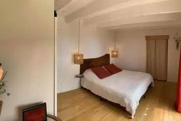 Bed and Breakfast Aux Logis De Fonfroide Chez Mylène & David