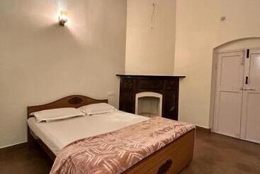 Bed and Breakfast Little Shola Cottage