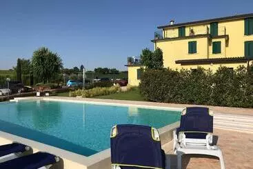 ホテル Albergo Quatro Pini