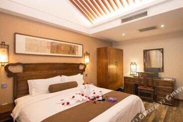 Hotel James Joyce Coffetel Xian Dayanta Metro Station Branch