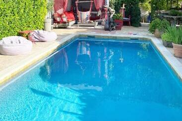 پانسیون Le Mazet Des Beaujots