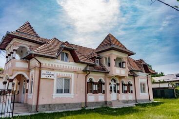 Pensão Vila Panseluța