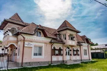 ペンション Vila Panseluța
