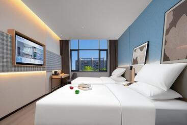 Otel Country Inn & Suite By Radisson, Jingzhou Shishou Embroidered Forest Avenue