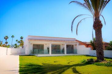 ペンション Palm Beach Resort