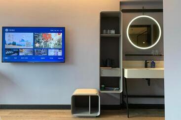 Hanting Hotel Qiandaohu Tourist Wharf Center