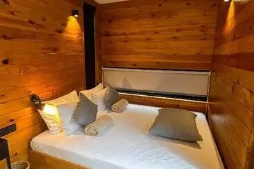 Aamiaismajoitus (B&B) The Riv Eco Villa