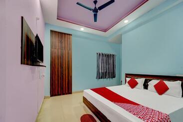 هتل The Imperial Inn