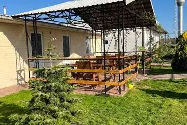 Schronisko Green House Gribovka