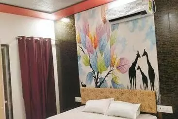 Hotel Mahesh