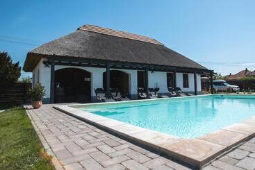 Pensjonat Ki Kötő Apartment