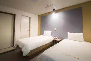 Hotel Champion