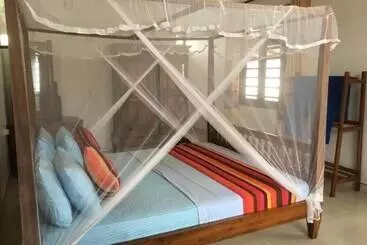 Hotel Samaru Beach House