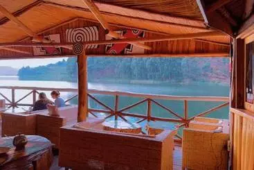 Lake Bunyonyi Rock Resort