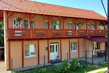 Pensione Anna Vendeghaz