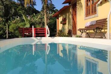 Общежитие Sítio E Pousada Recanto Dos Ipês