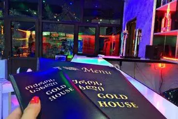 Hotel Golden House