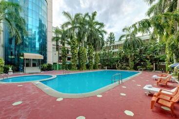 Srm Hotel Maraimalai Nagar Chennai